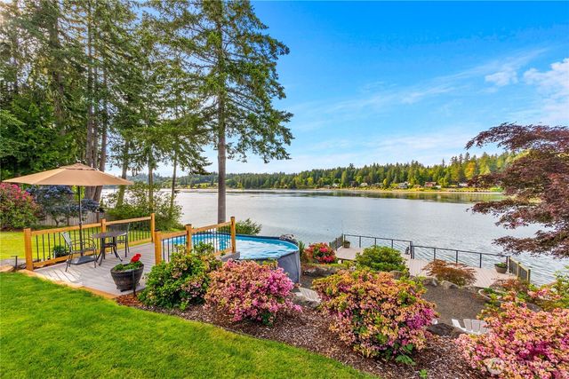 240 SE Mallard Beach Lane, Shelton, WA 98584