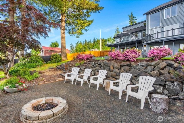 240 SE Mallard Beach Lane, Shelton, WA 98584