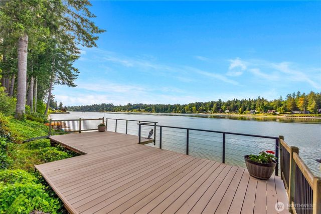 240 SE Mallard Beach Lane, Shelton, WA 98584