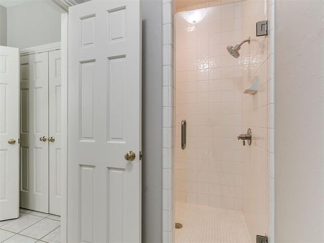 6016 Chestnut Court, Edmond, OK 73025