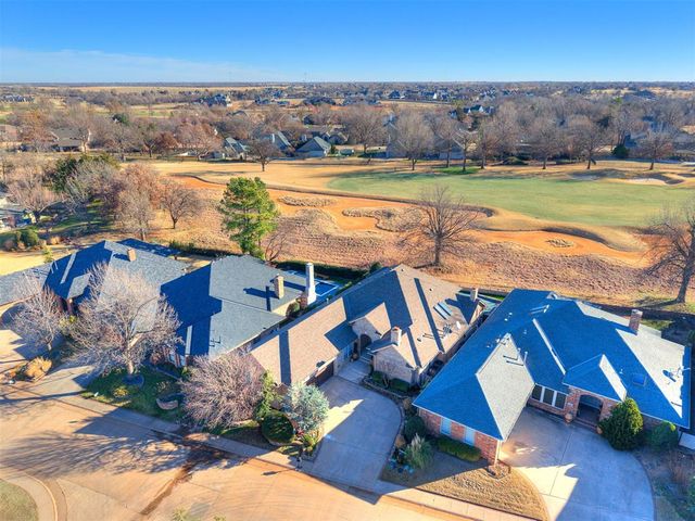 6016 Chestnut Court, Edmond, OK 73025