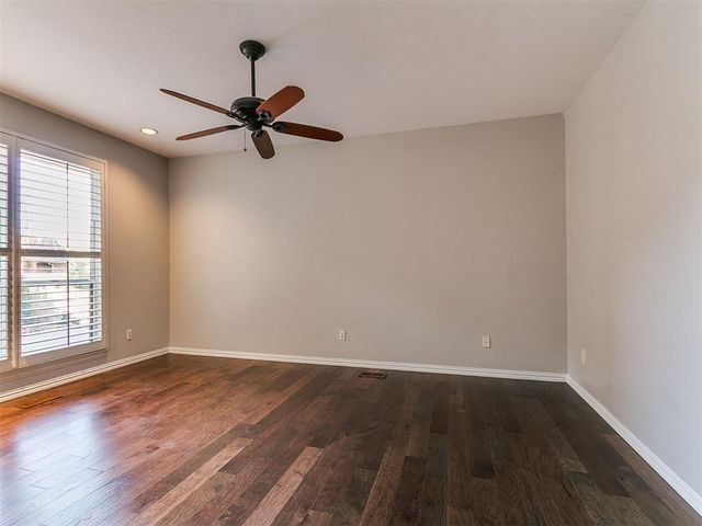 6016 Chestnut Court, Edmond, OK 73025