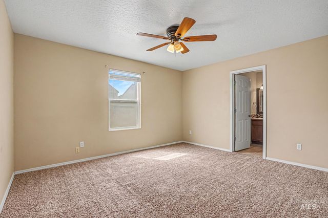 3004 Stone Creek St, Caldwell, ID 83605