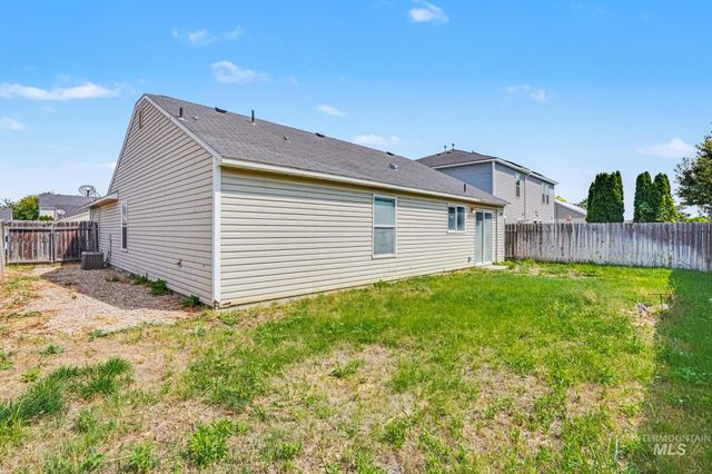 3004 Stone Creek St, Caldwell, ID 83605