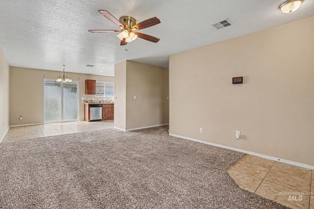 3004 Stone Creek St, Caldwell, ID 83605