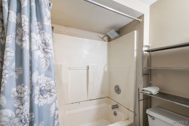 74 Houston Street, Buffalo, NY 14220