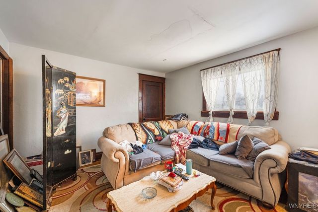 74 Houston Street, Buffalo, NY 14220