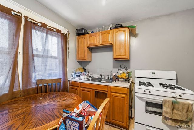 74 Houston Street, Buffalo, NY 14220