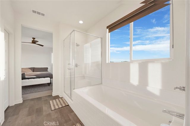 28427 Ascent, Saugus, CA 91350