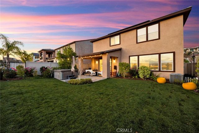 28427 Ascent, Saugus, CA 91350