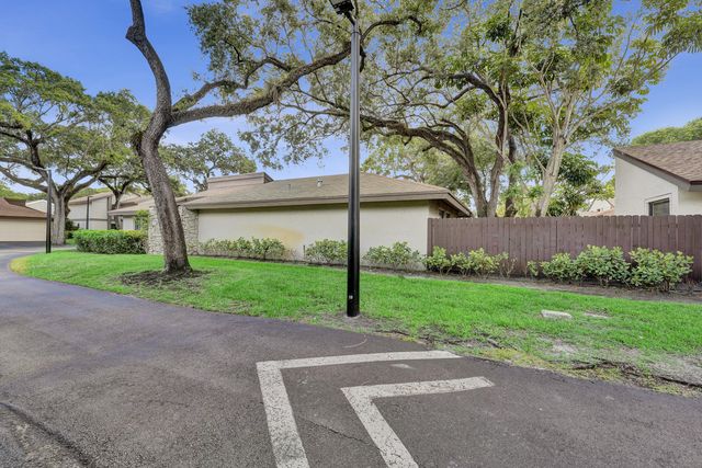 4108 N 49th Avenue 4108, Hollywood, FL 33021