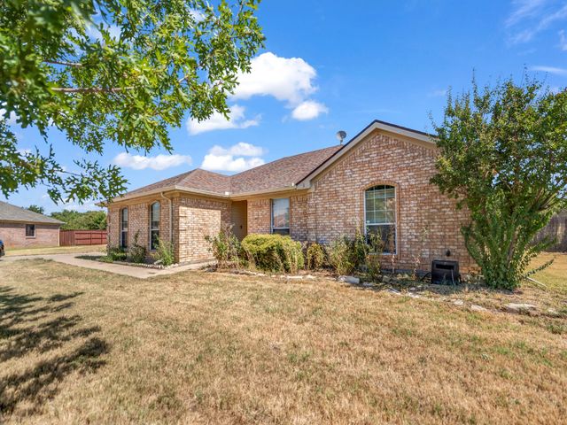 116 Butternut Court, Weatherford, TX 76088