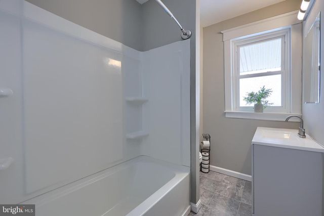 274 N MAIN ST, Red Lion, PA 17356