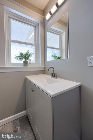 274 N MAIN ST, Red Lion, PA 17356