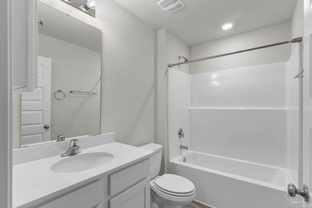 4770 Carl Booker Rd, Milton, FL 32583