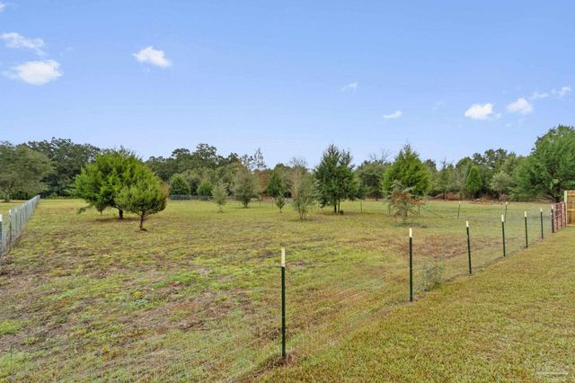 4770 Carl Booker Rd, Milton, FL 32583