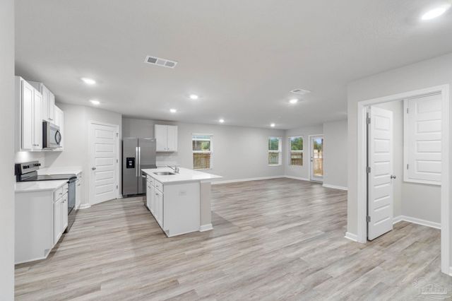 4770 Carl Booker Rd, Milton, FL 32583