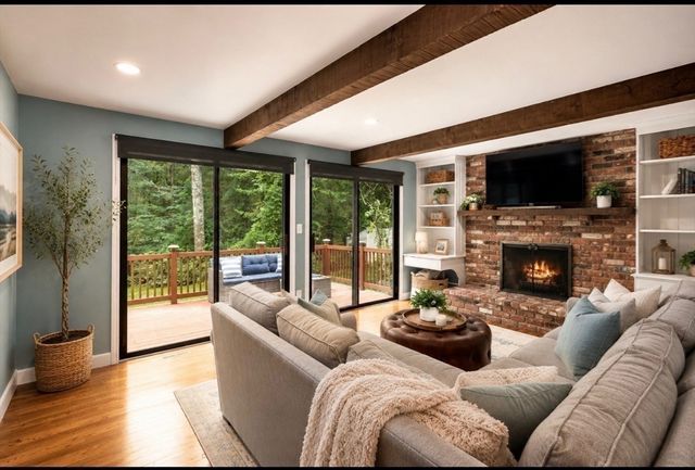 135 Lawndale Rd, Mansfield, MA 02048