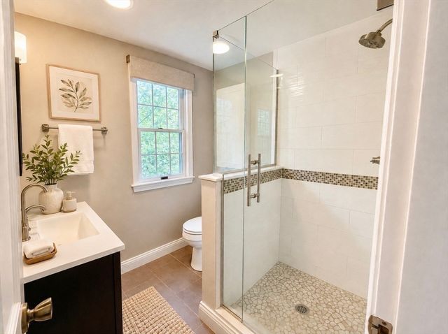 135 Lawndale Rd, Mansfield, MA 02048