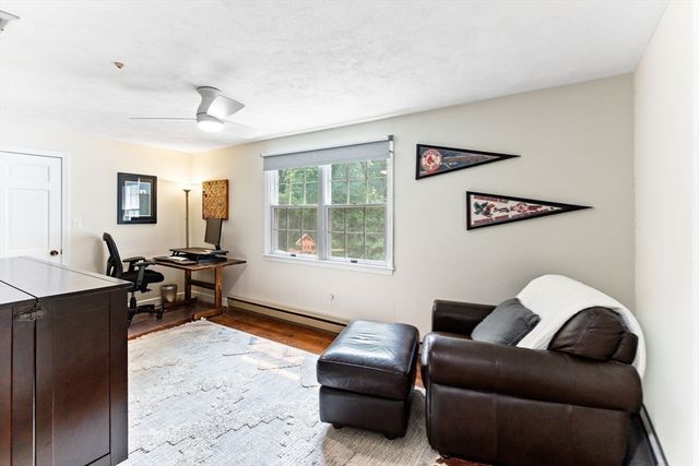 135 Lawndale Rd, Mansfield, MA 02048