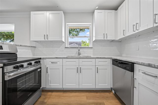 8438 Gallahad Street, Houston, TX 77078