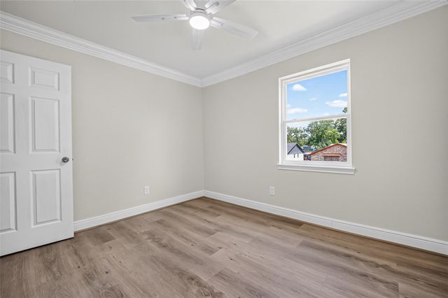 8438 Gallahad Street, Houston, TX 77078