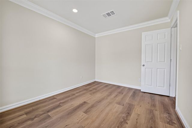 8438 Gallahad Street, Houston, TX 77078
