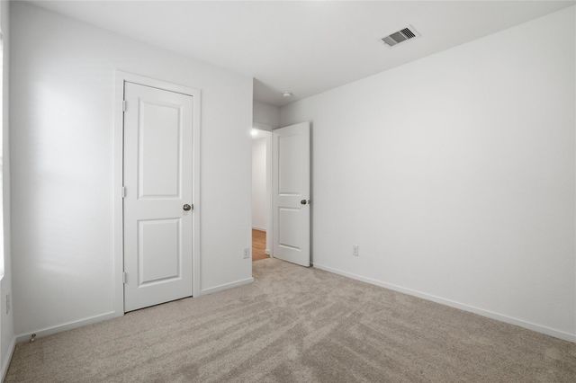9910 Cliffside Ridge Drive, Baytown, TX 77521