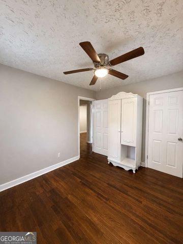437 Fairlock Lane NW, Atlanta, GA 30331