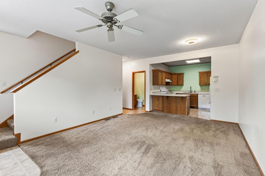 1012 Heldt Street, Chaska, MN 55318 — photo 4