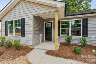 203 W 17th Street, Kannapolis, NC 28081