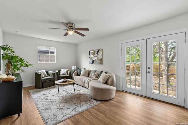 6531 Buena Vista, San Antonio, TX 78237