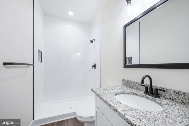 564 CURRIOMAN DR, Montross, VA 22520