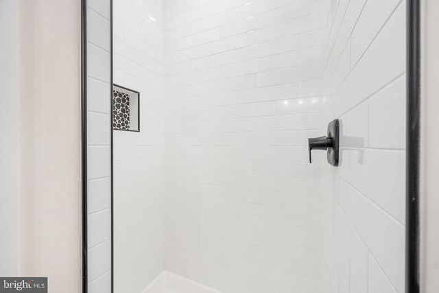 564 CURRIOMAN DR, Montross, VA 22520