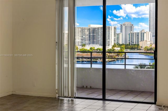 500 Three Islands Blvd 117, Hallandale Beach, FL 33009