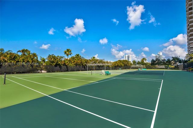 500 Three Islands Blvd 117, Hallandale Beach, FL 33009