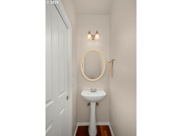 11617 Sw WATERTHRUSH Ter, Beaverton, OR 97007