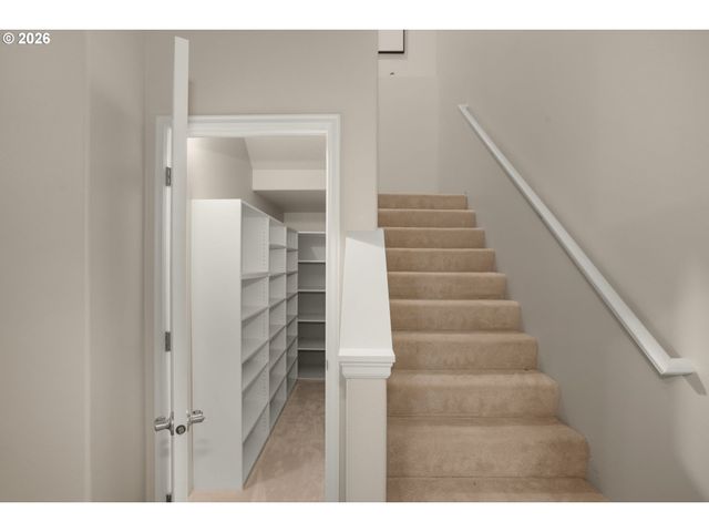 11617 Sw WATERTHRUSH Ter, Beaverton, OR 97007