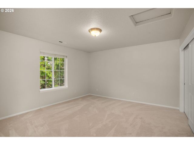 11617 Sw WATERTHRUSH Ter, Beaverton, OR 97007