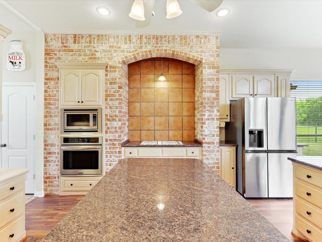 10519 E Clover Lane, Forney, TX 75126