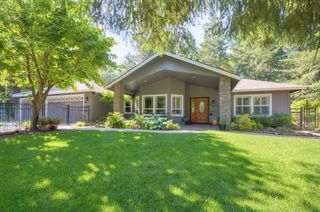 243 Daleo Drive, Grants Pass, OR 97527