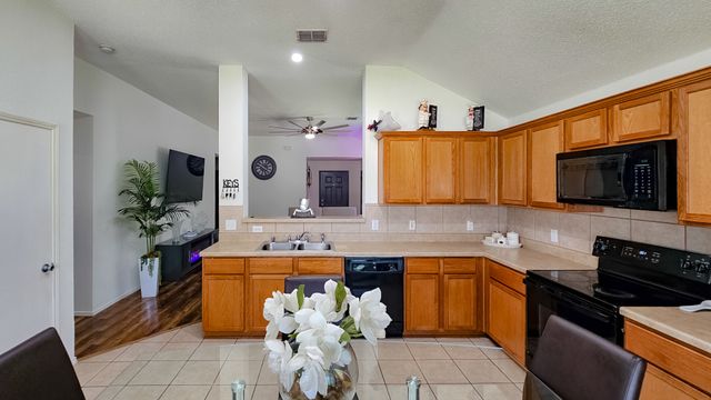 303 Chinaberry Trail, Forney, TX 75126