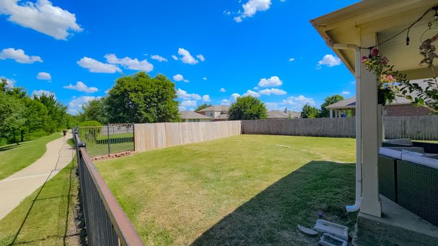 303 Chinaberry Trail, Forney, TX 75126