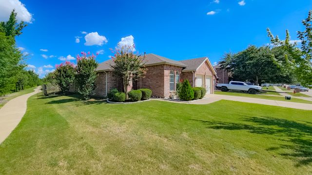 303 Chinaberry Trail, Forney, TX 75126