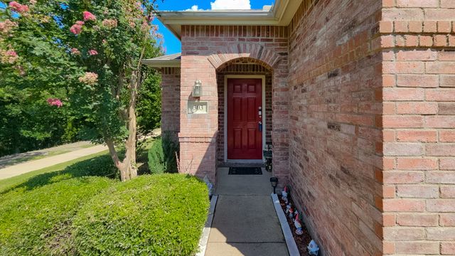 303 Chinaberry Trail, Forney, TX 75126