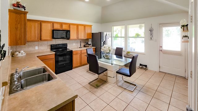 303 Chinaberry Trail, Forney, TX 75126