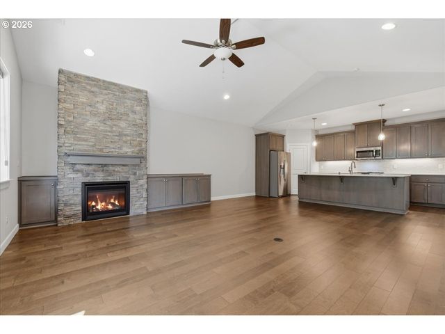 1821 Ne 173RD Way, Ridgefield, WA 98642