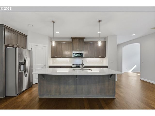1821 Ne 173RD Way, Ridgefield, WA 98642