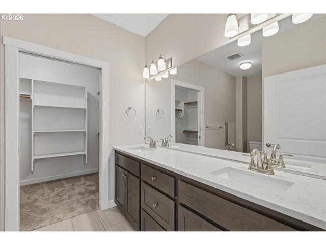 1821 Ne 173RD Way, Ridgefield, WA 98642
