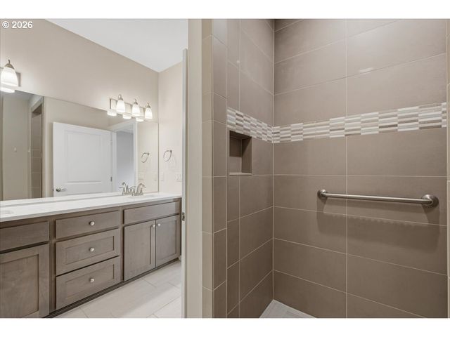 1821 Ne 173RD Way, Ridgefield, WA 98642